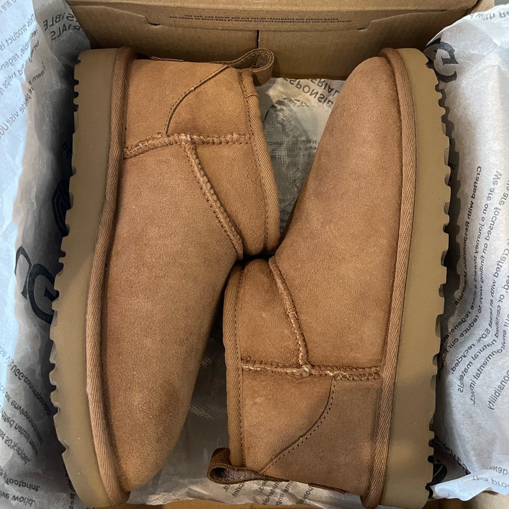 UGG Classic Ultra Mini boots